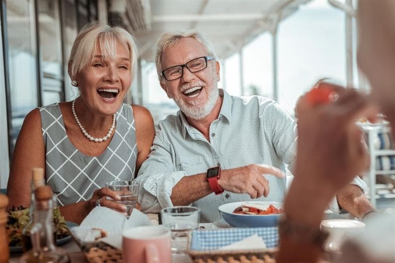 Can a Dental Implant Crown Be Replaced Without Replacing the Implant?
