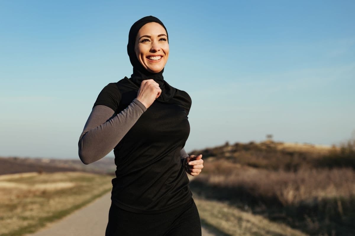 Veneers vs Dental Crowns: Which Cosmetic Option May Be Right for You?