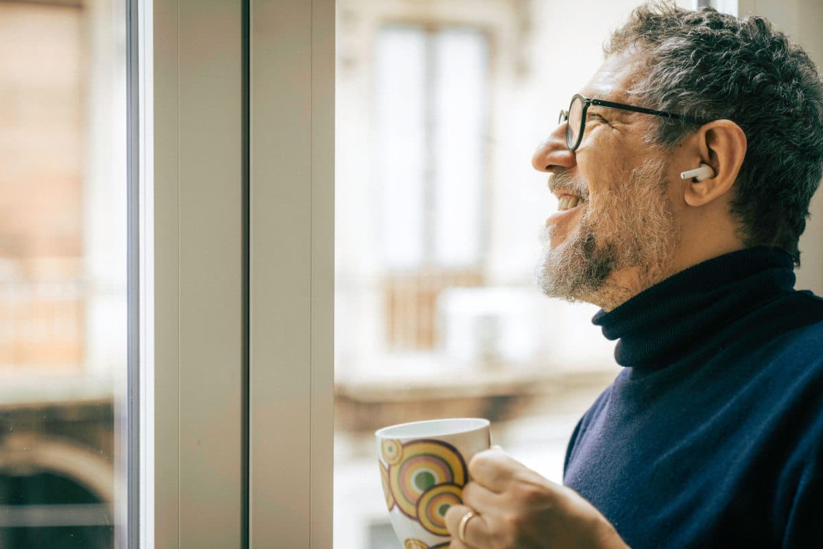 Dental Implants: Impact of Alcohol on Early Stage Osseointegration