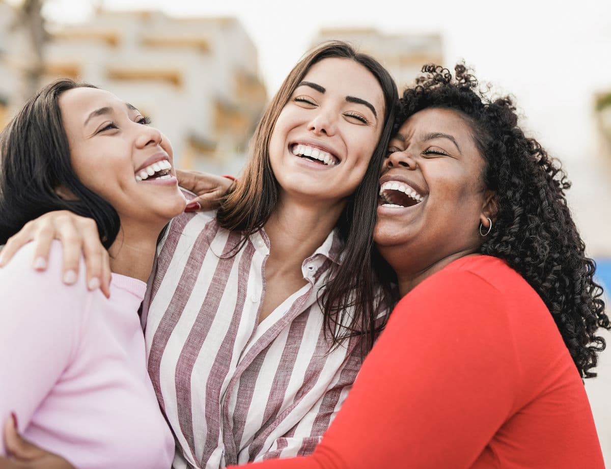 Can Dental Bonding Fix the Small Gap Between My Front Teeth?