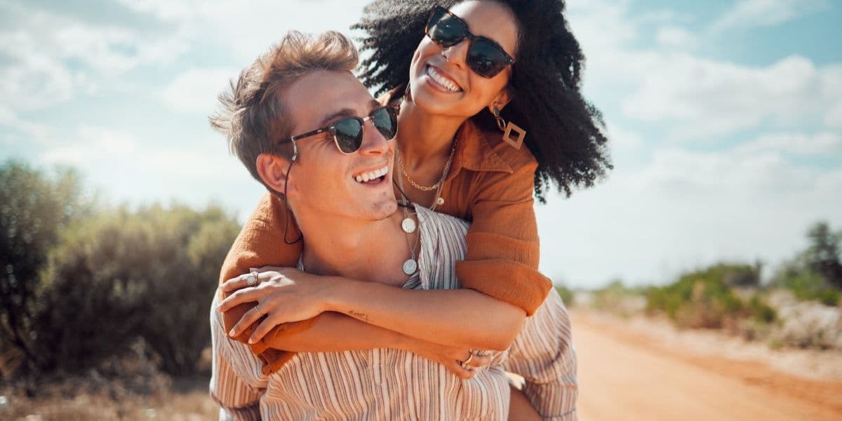 The 60-Minute Smile: Erasing Edge-Wear Without Braces