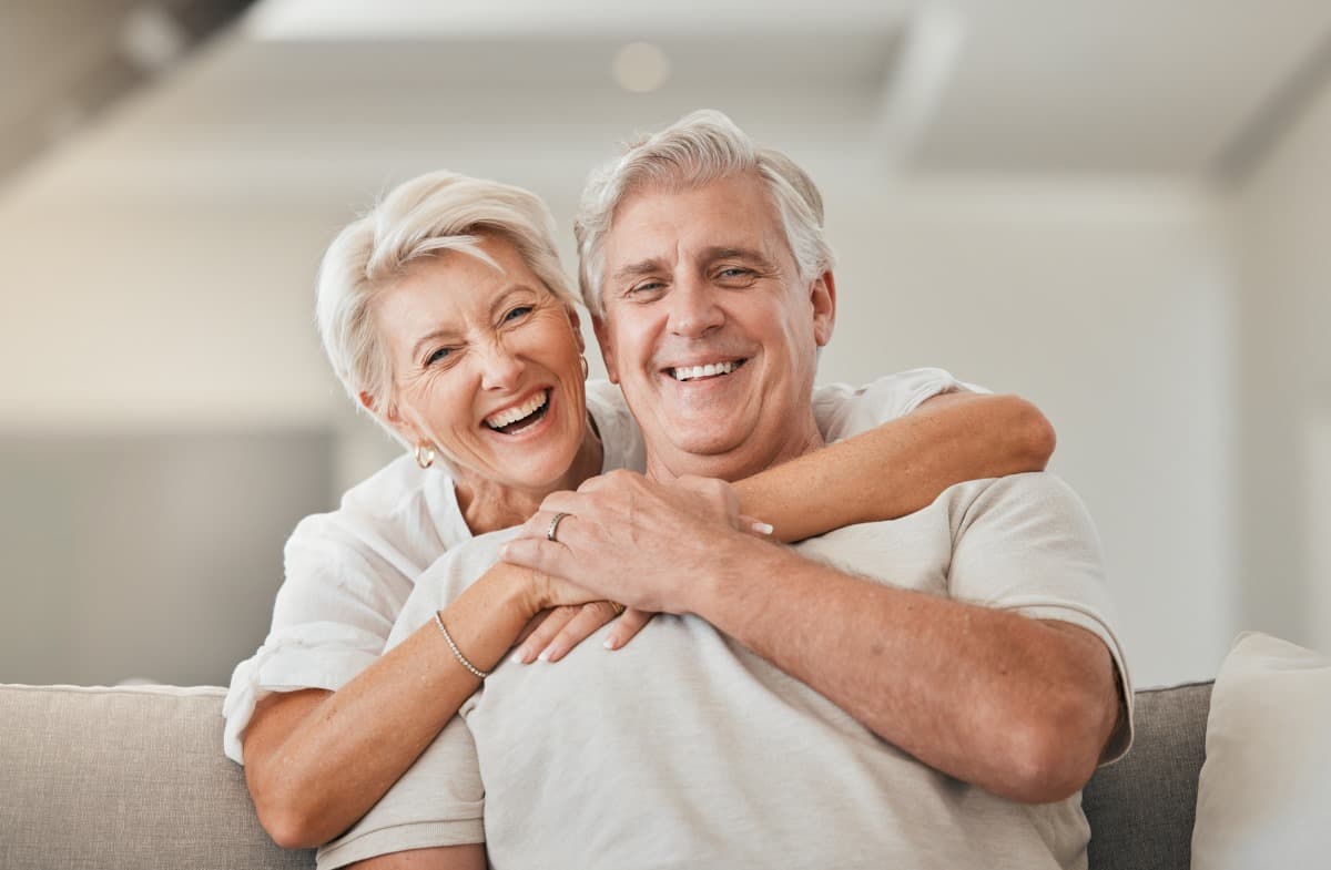 Can gum shape affect the final result of a dental implant?