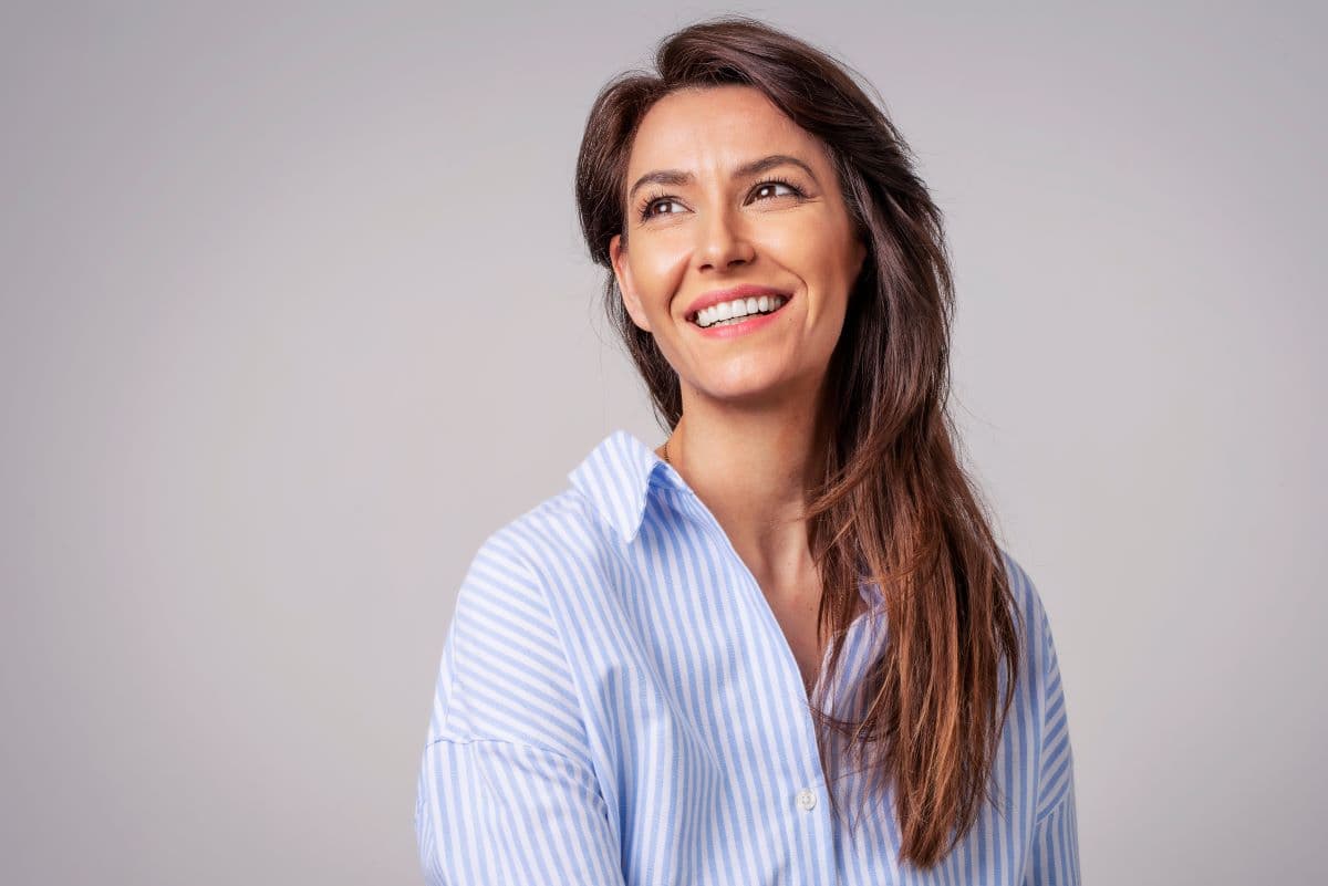 Can a Single Veneer Be Matched Successfully to the Rest of a Smile?